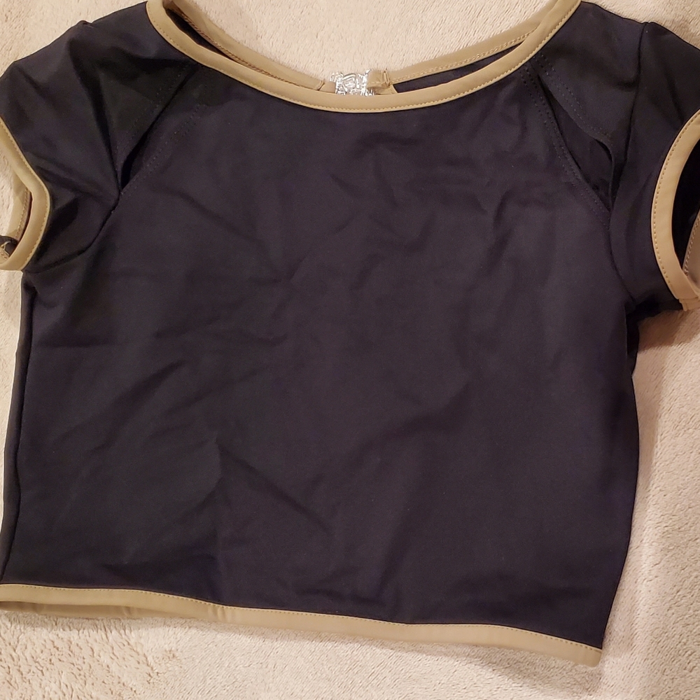 Tiger Friday Emerson Crop Top size Adult Small